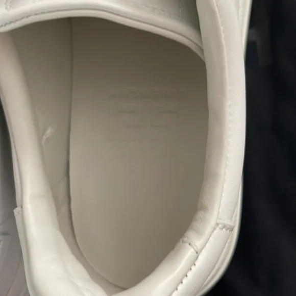 White Givenchy Sneakers - Picture 6 of 6